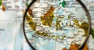 Pengaruh Letak Geografis Astronomis Geologis Indonesia Keuntungan Kerugian