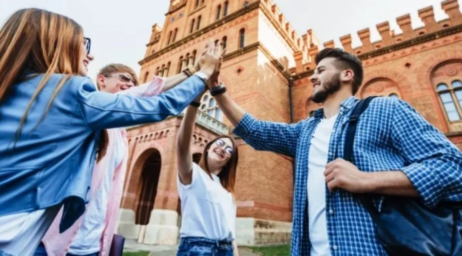 Tips Berburu Beasiswa S2 Luar Negeri Fully Funded yang Perlu Anda Perhatikan