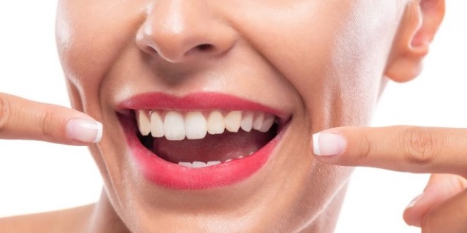 Rahasia Gigi Tetap Putih dengan Pepsodent Ultra White Spray