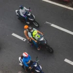 Cara Memilih Helm yang Aman Sesuai Standar Keselamatan Terbaru
