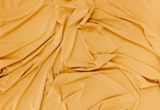 Tips Memilih Bahan Kain Berkualitas Terbaik untuk Busana Awet
