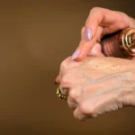 Cara Menjaga Kelembapan Kulit yang Efektif Supaya Tetap Glowing